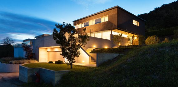 株式会社STARSCORPORATION
